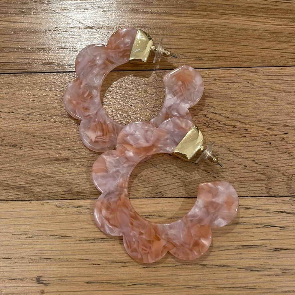 Bauble Bar pink flower earrings